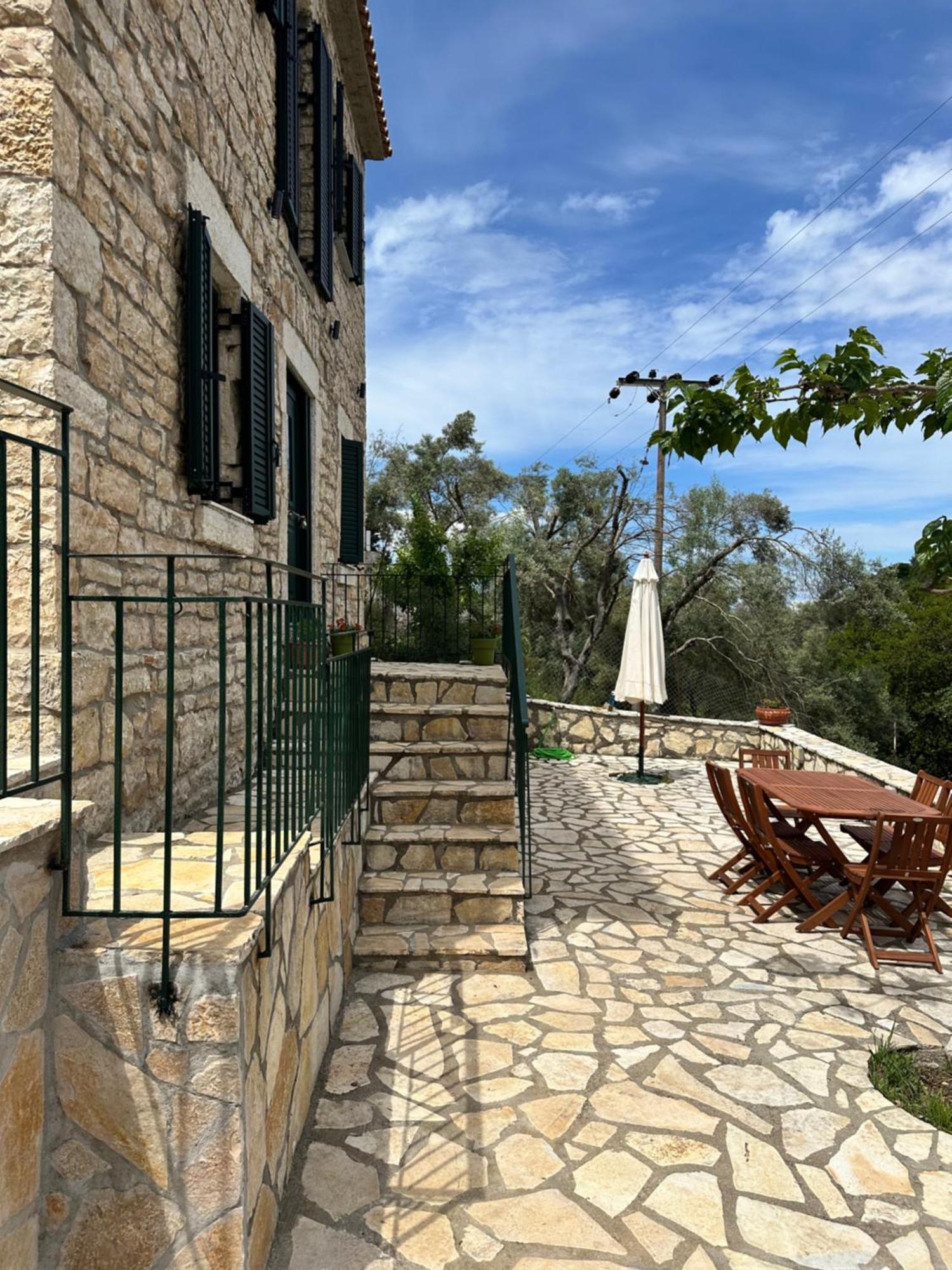 Chrysavgi Stone House Villa Katomerion Exterior photo